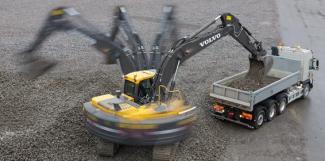 Excavatrice sur chenilles Volvo EC220DNL