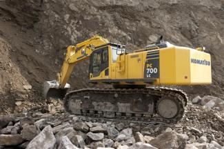 Excavatrice sur chenilles Komatsu PC700LC-8