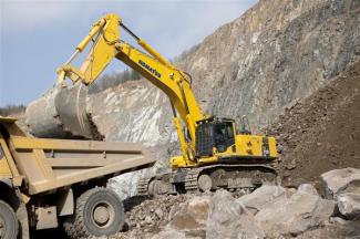 Excavatrice sur chenilles Komatsu PC700LC-8