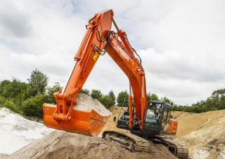 Hitachi ZX350LC-6 Fiches techniques & données techniques (2016