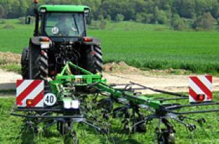 Faneuses rotatives DEUTZ-FAHR CoM 11131