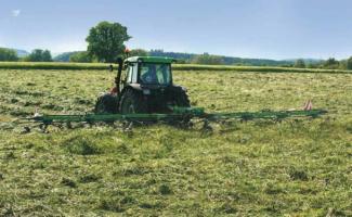 Faneuses rotatives DEUTZ-FAHR CoM 7621