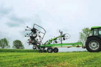 Faneuses rotatives DEUTZ-FAHR CoM 7621