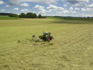 Faneuses rotatives Claas Volto 1100
