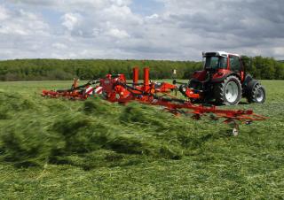 Faneuses rotatives Kuhn GF 13012