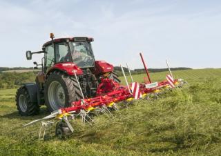 Faneuses rotatives Pöttinger Hit 8.91