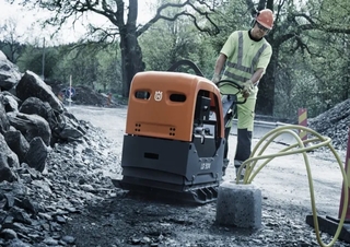 Plaques vibrantes Plaques vibrantes réversibles Husqvarna LG 504