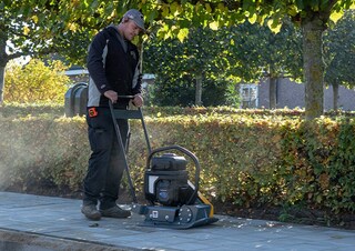 Plaques vibrantes Plaques vibrantes unidirectionnelles Giant GP1950E