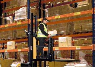 Préparateurs de commandes Caterpillar NOL10P 