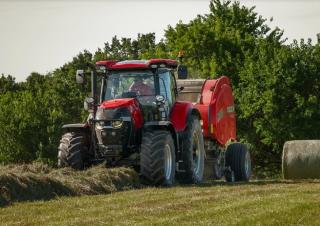 Presses à balles rondes Case IH RB 565 Premium HD
