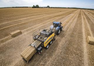 Presses de grandes balles + à haute pression New Holland BB 1290 Plus