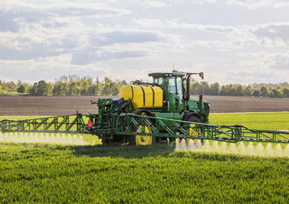 Pulverisateurs Automoteurs John Deere R4140i