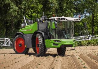 Pulverisateurs Automoteurs Fendt Rogator 665 