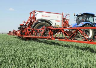 Pulverisateurs trainès Unia Europa XL 3024 