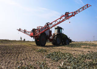 Pulverisateurs trainès Unia Europa XL 4018 