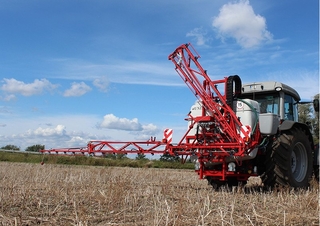 Pulverisateurs trainès Unia Lux 1012  