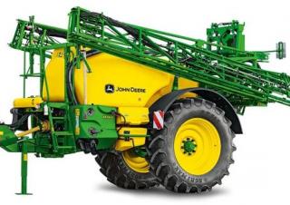 Pulverisateurs trainès John Deere M740i