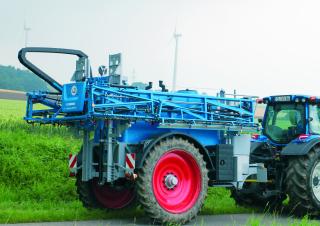 Pulverisateurs trainès Lemken Primus 10/2500