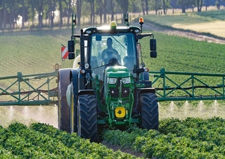 Pulverisateurs trainès John Deere R732i