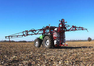 Pulverisateurs trainès Unia Rex 1220 
