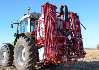 Pulverisateurs trainès Unia Rex 1221 