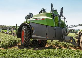 Pulverisateurs trainès Fendt Rogator 366