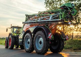 Pulverisateurs trainès Amazone UX 11201 Super (30/15) 