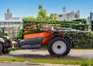 Pulverisateurs trainès Amazone UX 7601 Super (40)