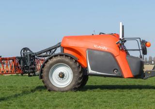Pulverisateurs trainès Kubota XTS4-4.600l 