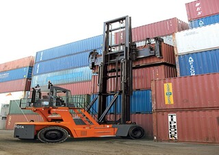 Reach stacker Toyota THD1500-E3