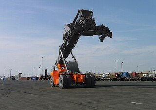 Reach stacker Toyota THD9900-R60