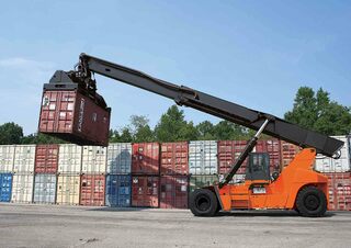 Reach stacker Toyota THD9900-R68
