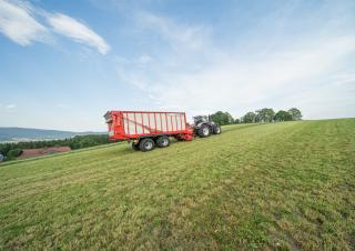 Remorques autochargeuses d'ensilage Pöttinger Jumbo 6020 D