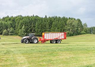 Remorques autochargeuses d'ensilage Pöttinger Jumbo 6020 D