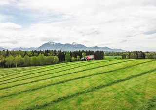 Remorques autochargeuses d'ensilage Pöttinger Jumbo 7470