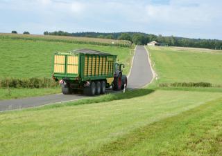 Remorques autochargeuses d'ensilage Krone ZX 560 GD