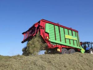 Remorques autochargeuses d'ensilage Strautmann Mega-Vitesse CFS 3801 DO