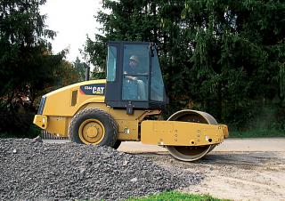 Rouleaux Rouleaux monocylindres Caterpillar CS44