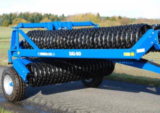 Rouleaux pour des champs et prairies DAL-BO MiniMax 830 CB