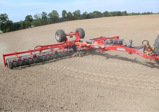 Rouleaux pour des champs et prairies Unia Teris XXL H 8.3
