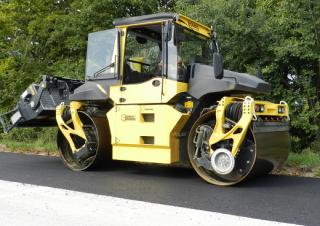 Rouleaux Rouleaux vibrants tandem Bomag BW 174 AP 4f