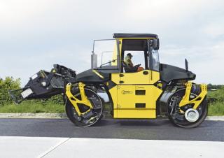 Rouleaux Rouleaux vibrants tandem Bomag BW 174 AP 4f