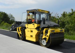 Rouleaux Rouleaux vibrants tandem Bomag BW 174 AP 4f
