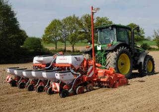 Semoirs Kuhn Planter 3 M