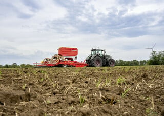 Semoirs Pöttinger Terrasem V 8000 D
