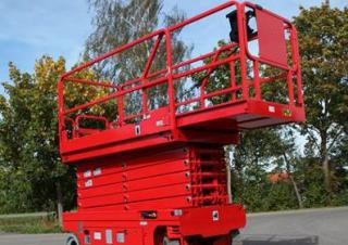 Élévateurs à ciseaux Nacelles ciseaux X su roues PB PB ECo S120-12EC