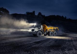 Tombereaux articulés Liebherr TA 230 Litronic