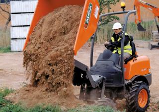 Bennes sur pneus Ausa D 120 AHA