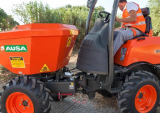 Bennes sur pneus Ausa D 120 AHG