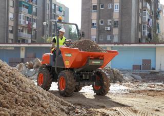 Bennes sur pneus Ausa D 150 AHG